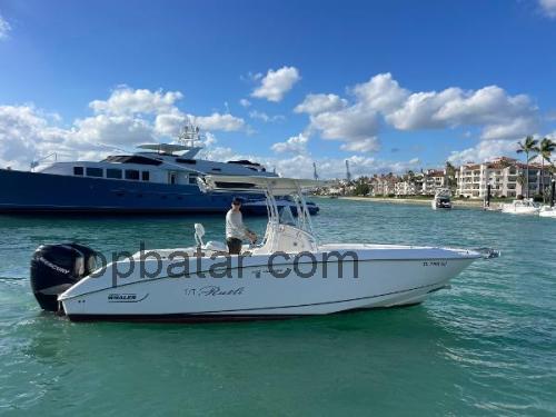 Boston Whaler Outrage 27 recensioner och tekniska specifikationer